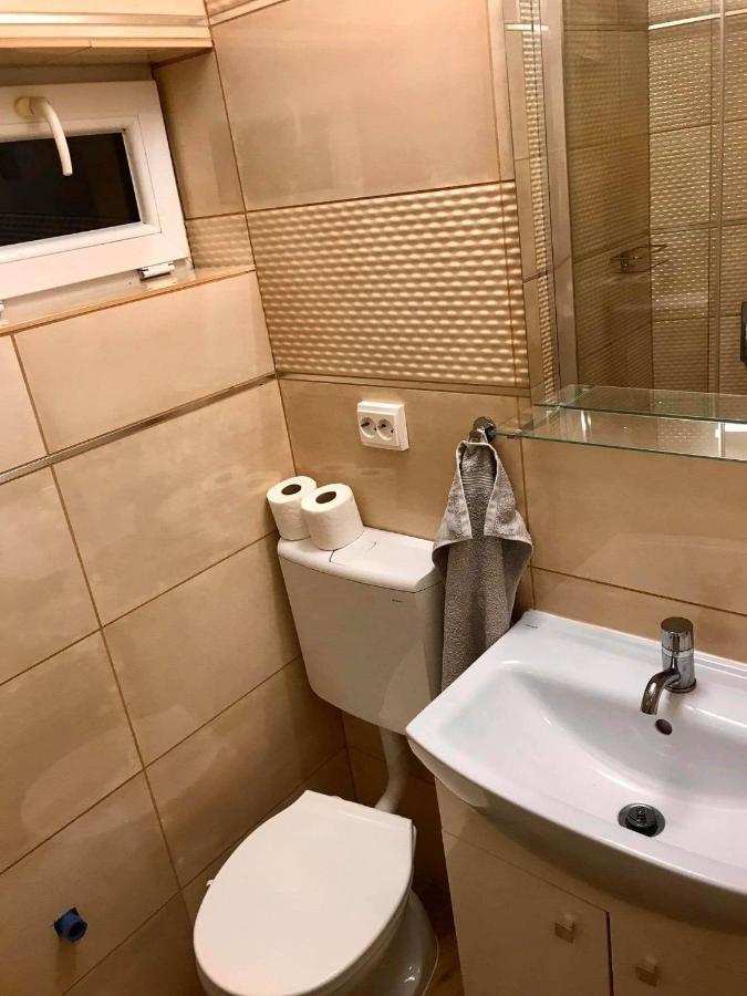 Komfort apartman Vác Eksteriør bilde