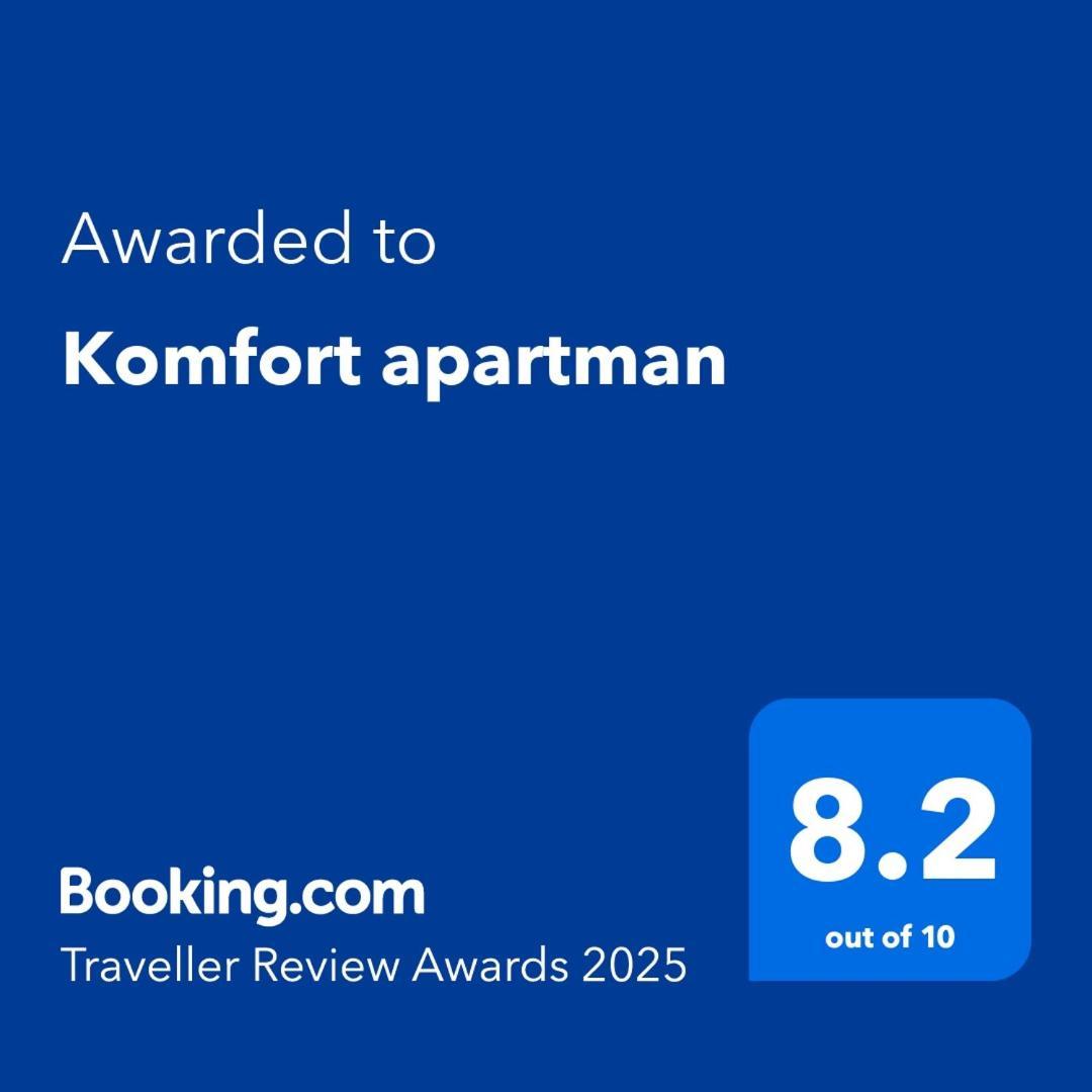 Komfort apartman Vác Eksteriør bilde